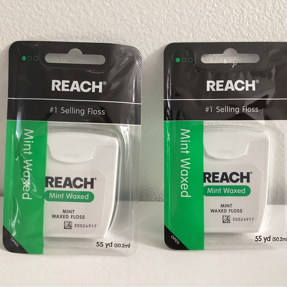 Reach Mint Waxed Dental Floss 55 Yd- Lot Of 2